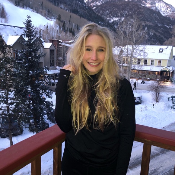 Meet your Posher, Lexie - Picture 1 of 1